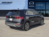 Used 2023 Volkswagen Taos SE image 3