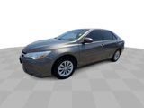 Used 2015 Toyota Camry LE image 4