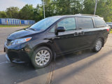 Used 2016 Toyota Sienna LE image 3