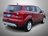 Used 2019 Ford Escape SE image 5