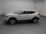 Used 2017 Nissan Rogue Sport SV image 2