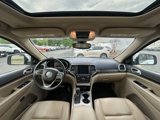 Used 2018 Jeep Grand Cherokee Limited image 2