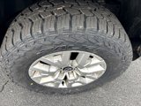 Used 2023 Nissan Frontier SV image 6