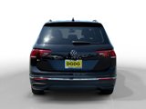 Certified 2022 Volkswagen Tiguan SE image 4