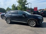 Used 2020 Lincoln Nautilus Premier w/ Equipment Group 101A image 4