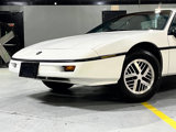 Used 1987 Pontiac Fiero image 2