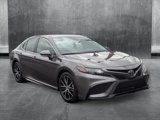 Used 2023 Toyota Camry SE image 3