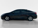 Used 2018 Chevrolet Cruze LS image 2