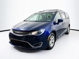 Used 2017 Chrysler Pacifica Touring-L Plus image 3