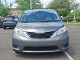 Used 2011 Toyota Sienna LE image 2