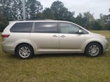 Used 2015 Toyota Sienna XLE image 4