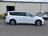 Used 2019 Chrysler Pacifica Limited image 4