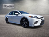 Used 2020 Toyota Camry SE image 2