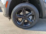 New 2025 Jeep Grand Cherokee L Limited w/ Black Appearance Package image 6