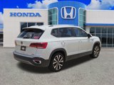 Used 2023 Volkswagen Taos SE image 4