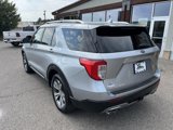 Used 2020 Ford Explorer Platinum w/ Premium Technology Package image 3