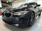 Used 2021 BMW 530i xDrive w/ Premium Package image 5