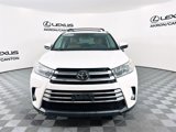 Used 2017 Toyota Highlander Limited image 2