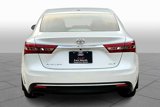 Used 2017 Toyota Avalon XLE Premium image 4