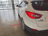 Used 2015 Hyundai Tucson Limited w/ Option Group 03 image 3