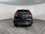 Used 2018 Nissan Rogue SV image 4