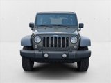 Used 2015 Jeep Wrangler Unlimited Rubicon w/ Connectivity Group image 2