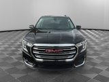 Used 2023 GMC Terrain SLT image 3