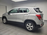 Used 2018 Chevrolet Trax LS image 3