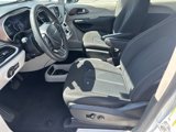Used 2022 Chrysler Voyager LX image 5