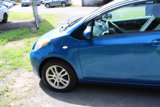 Used 2008 Toyota Yaris 2-Door Hatchback image 4