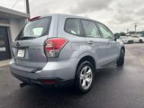 Used 2017 Subaru Forester 2.5i image 3