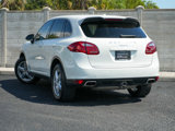 Used 2014 Porsche Cayenne Platinum Edition image 3