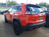 Used 2021 Jeep Cherokee Trailhawk image 3