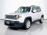 Used 2016 Jeep Renegade Latitude image 3