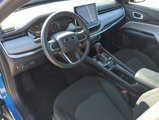 Used 2024 Jeep Compass Sport image 2