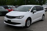 Used 2022 Chrysler Voyager LX image 5