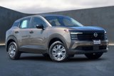 Used 2025 Nissan Kicks S image 2
