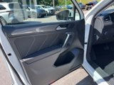 Used 2023 Volkswagen Tiguan SE image 5
