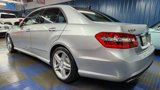 Used 2011 Mercedes-Benz E 550 4MATIC Sedan image 5