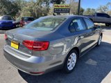 Used 2015 Volkswagen Jetta SE image 4