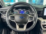Used 2022 Ford Explorer XLT w/ Equipment Group 202A image 5