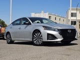 Used 2024 Nissan Altima 2.5 SV image 2