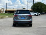 Used 2022 Volkswagen Tiguan SE image 5