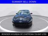 Used 2022 Hyundai Elantra SE image 3