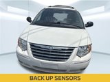 Used 2005 Chrysler Town & Country Limited image 2