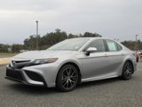 Used 2022 Toyota Camry SE image 3
