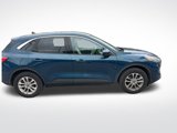 Certified 2020 Ford Escape SE image 2