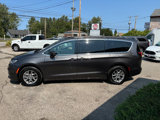 Used 2021 Chrysler Pacifica Touring image 6