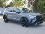 Certified 2022 Volkswagen Taos SE w/ Panoramic Sunroof Package image 2