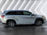 Used 2017 Toyota Highlander XLE image 4